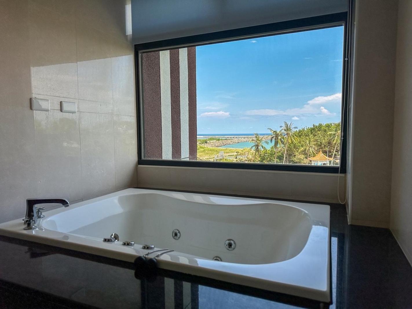Fair Tale Motel - Sea Kota Hualien Bagian luar foto